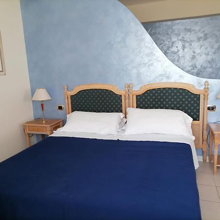 Partenone Resort Hotel Ріаче Марина Екстер'єр фото